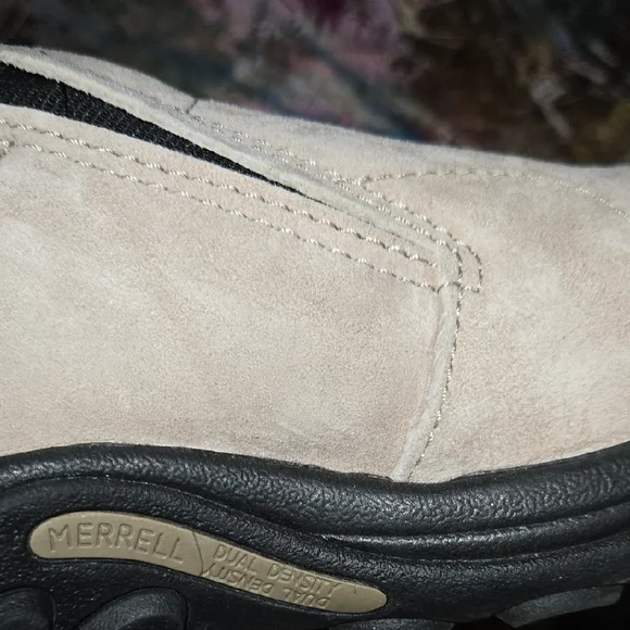 Merrell Women's Gray Slip-On Shoes - Picture 13 of 14